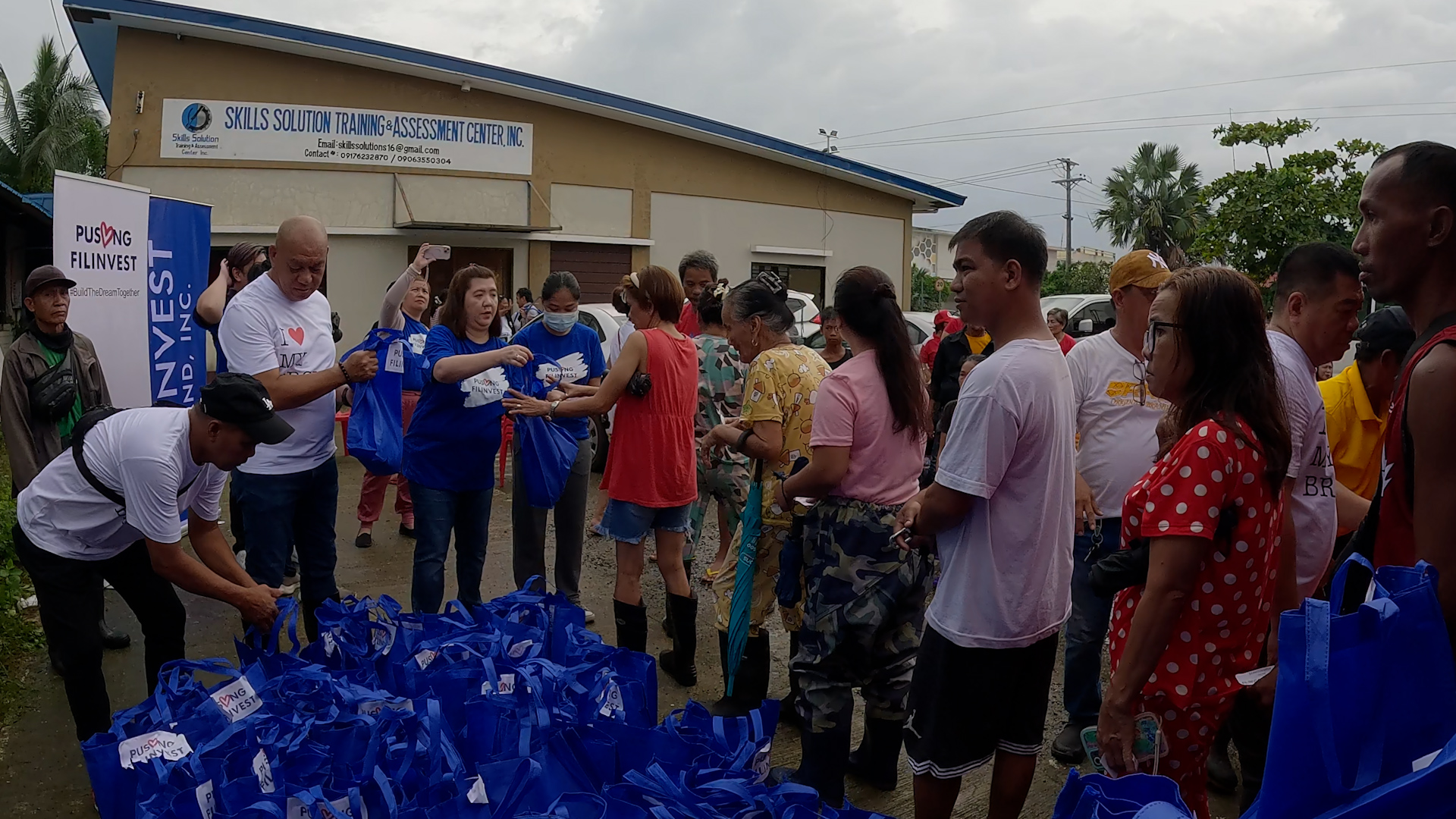 Filinvest-Land-Relief-Operations-Typhoon