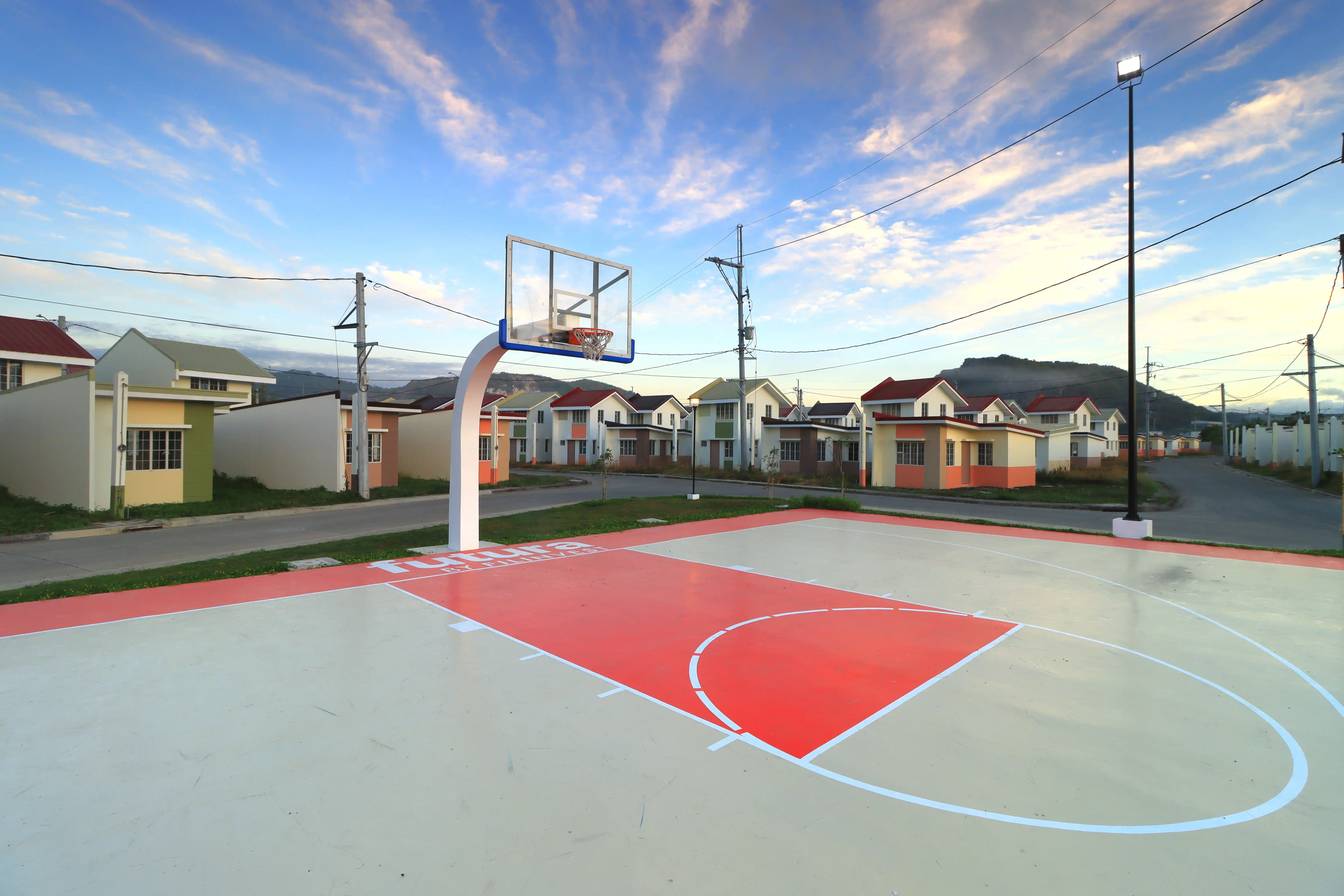New-Fields-2-Amenity-Basketball-Court