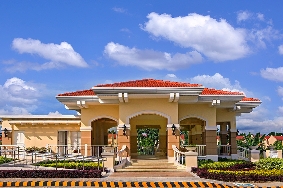 Aldea-Real-Clubhouse