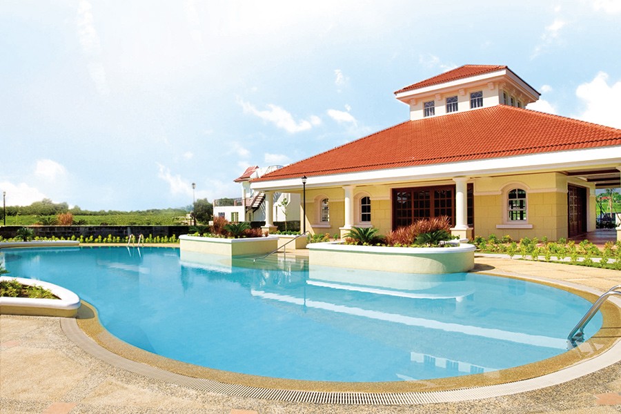 Tierra-Vista-Amenity-Pool