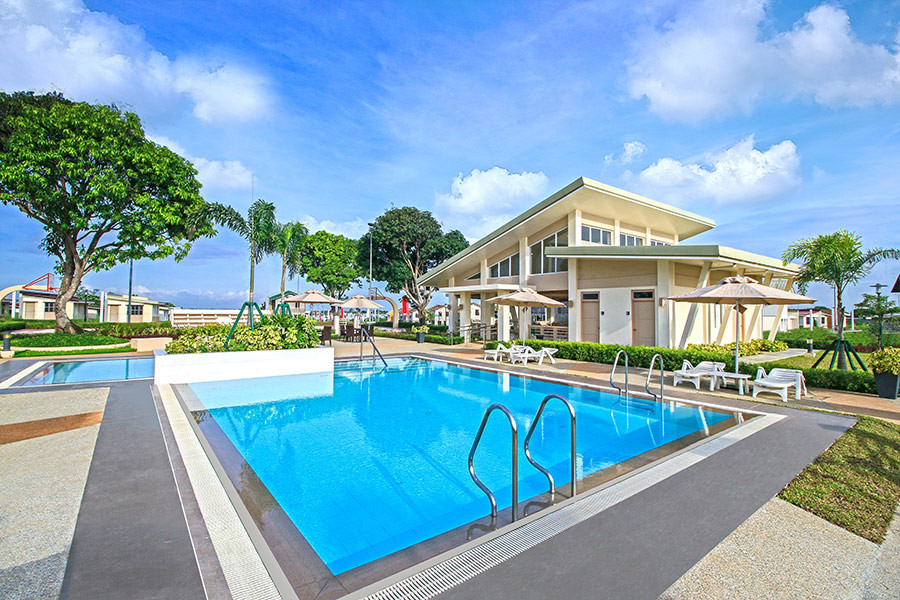 Meridian-Place-Amenity-Pool
